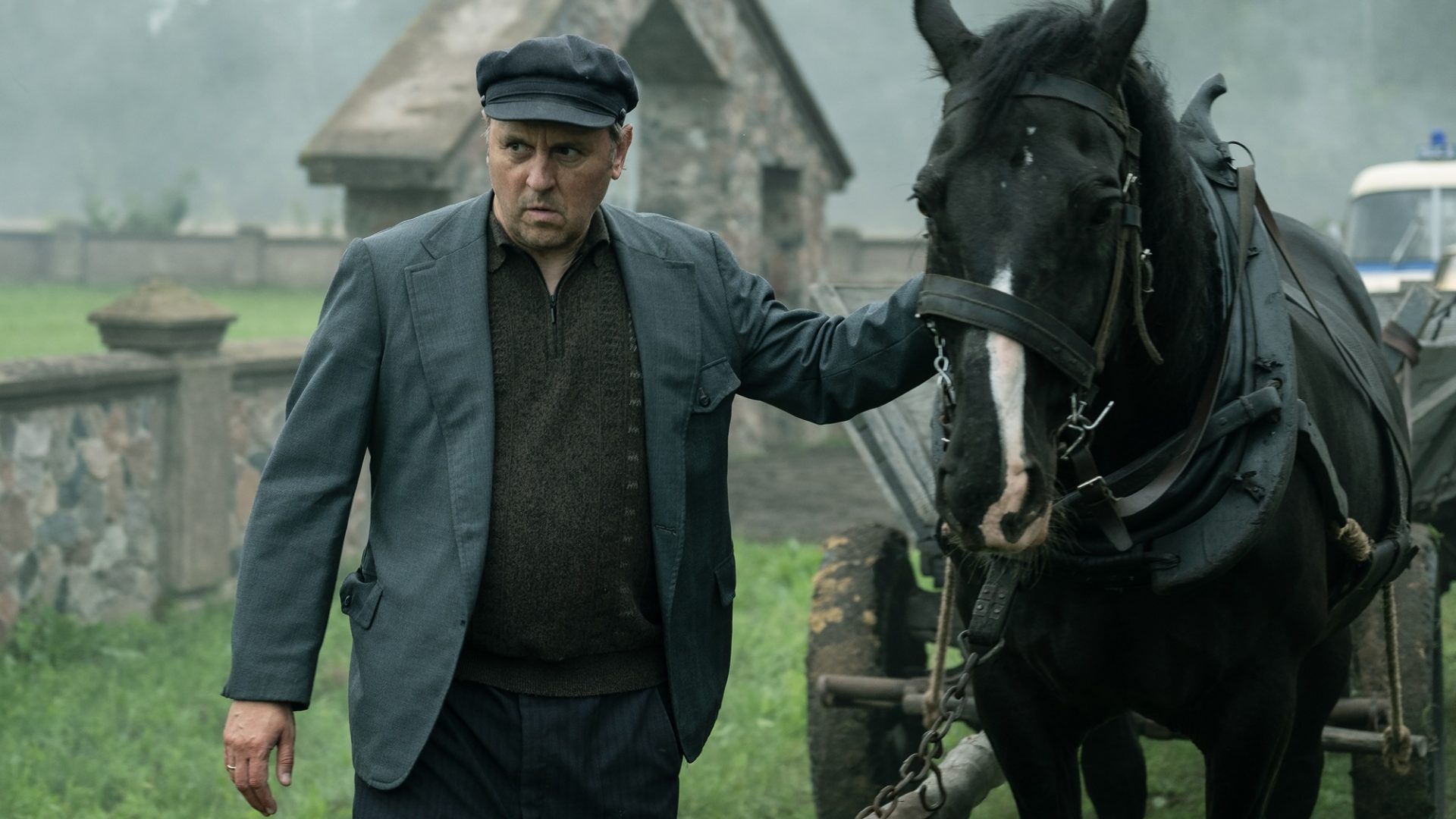 "Wśród nocnej ciszy" – serial HBO od Jana Holoubka wstrząśnie Polską. Obsada ugina się od gwiazd